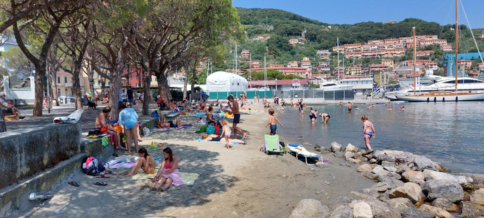 Moderno Appartamento Vista Mare, Con Parcheggio Privato Porto Venere Bagian luar foto